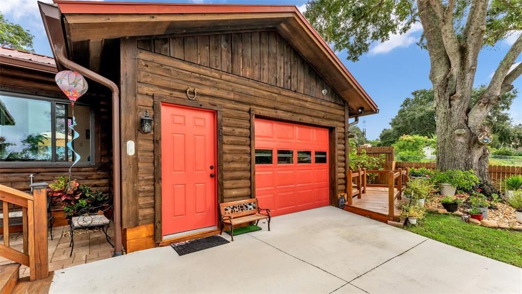 For Sale: $395,000 (3 beds, 2 baths, 1368 Square Feet)