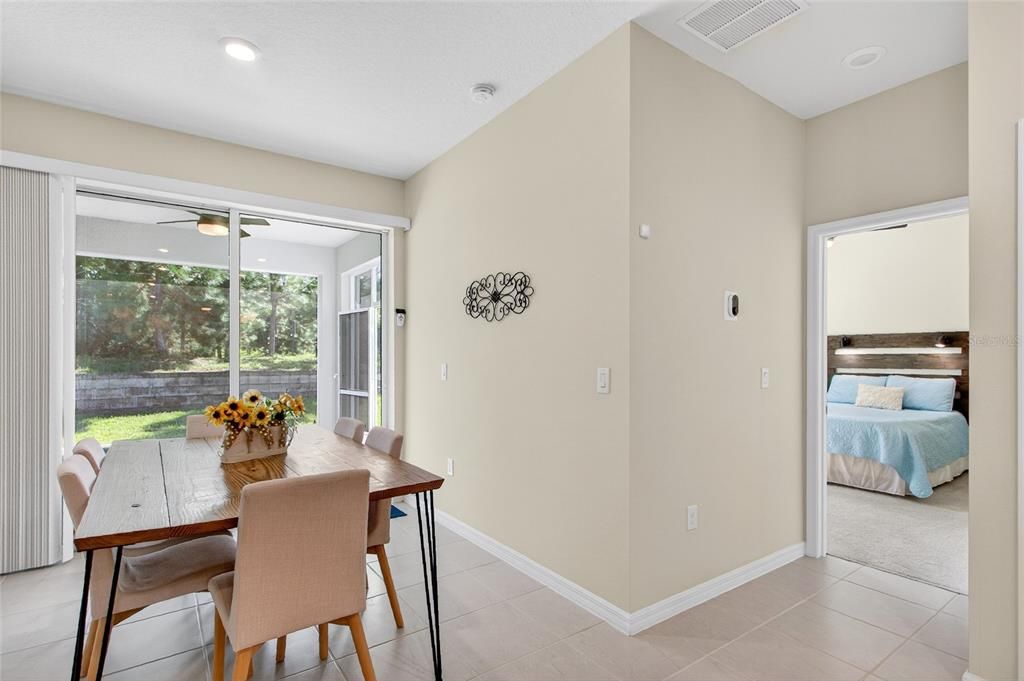 For Sale: $465,000 (3 beds, 2 baths, 1554 Square Feet)