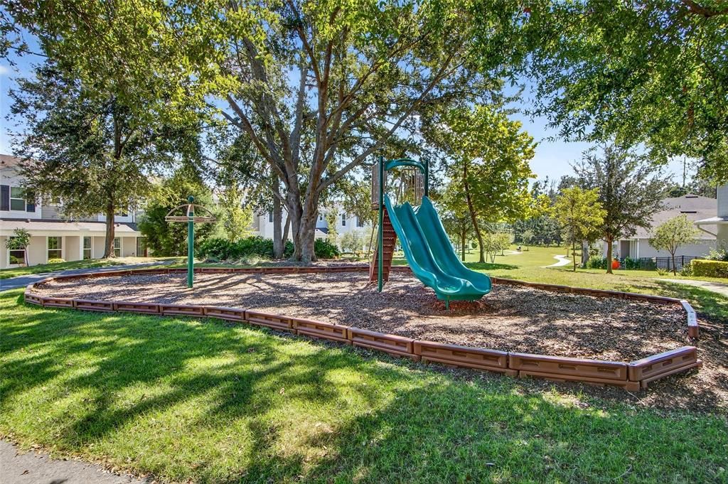 For Sale: $465,000 (3 beds, 2 baths, 1554 Square Feet)