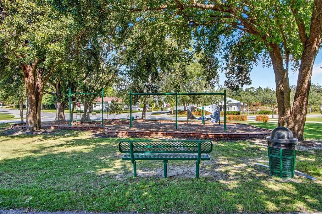 For Sale: $465,000 (3 beds, 2 baths, 1554 Square Feet)