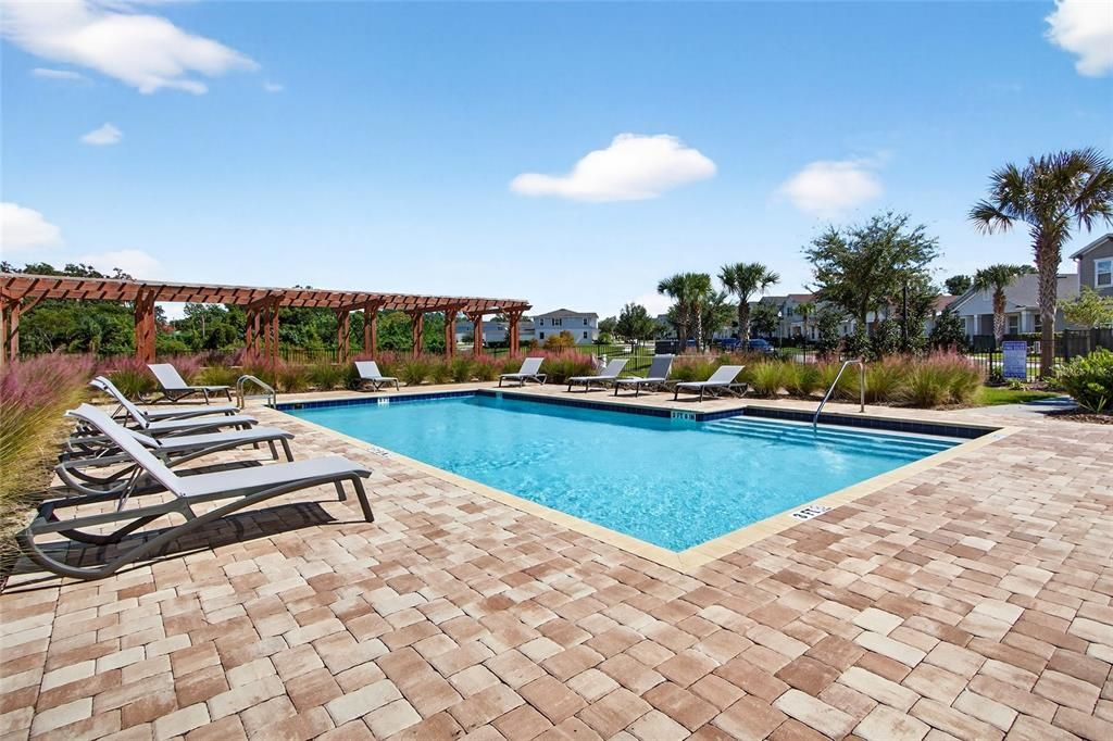 For Sale: $465,000 (3 beds, 2 baths, 1554 Square Feet)