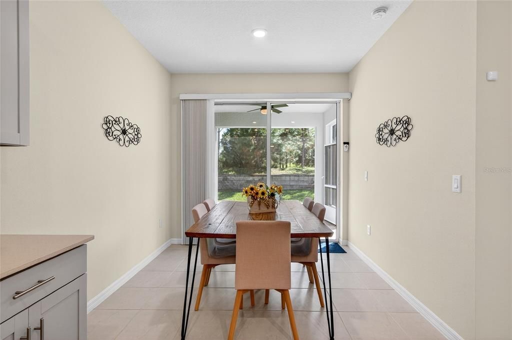 For Sale: $465,000 (3 beds, 2 baths, 1554 Square Feet)