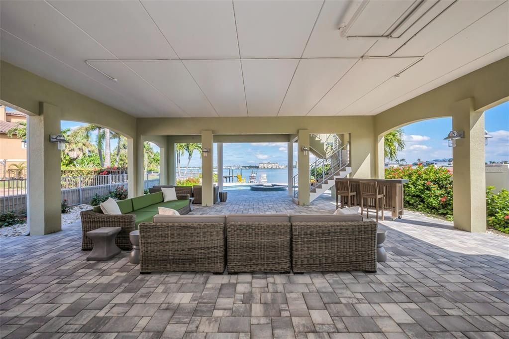 For Sale: $2,250,000 (2 beds, 2 baths, 2281 Square Feet)