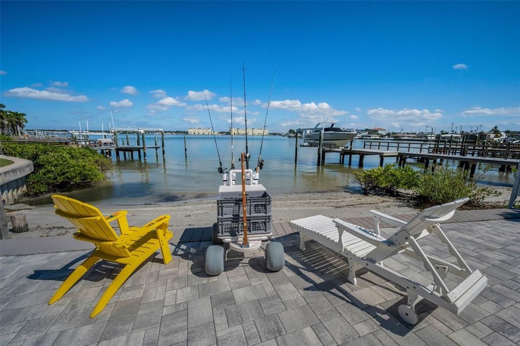 For Sale: $2,250,000 (2 beds, 2 baths, 2281 Square Feet)