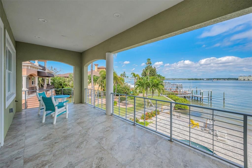 For Sale: $2,250,000 (2 beds, 2 baths, 2281 Square Feet)