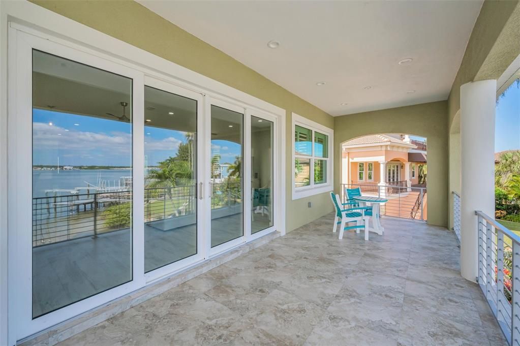 For Sale: $2,250,000 (2 beds, 2 baths, 2281 Square Feet)