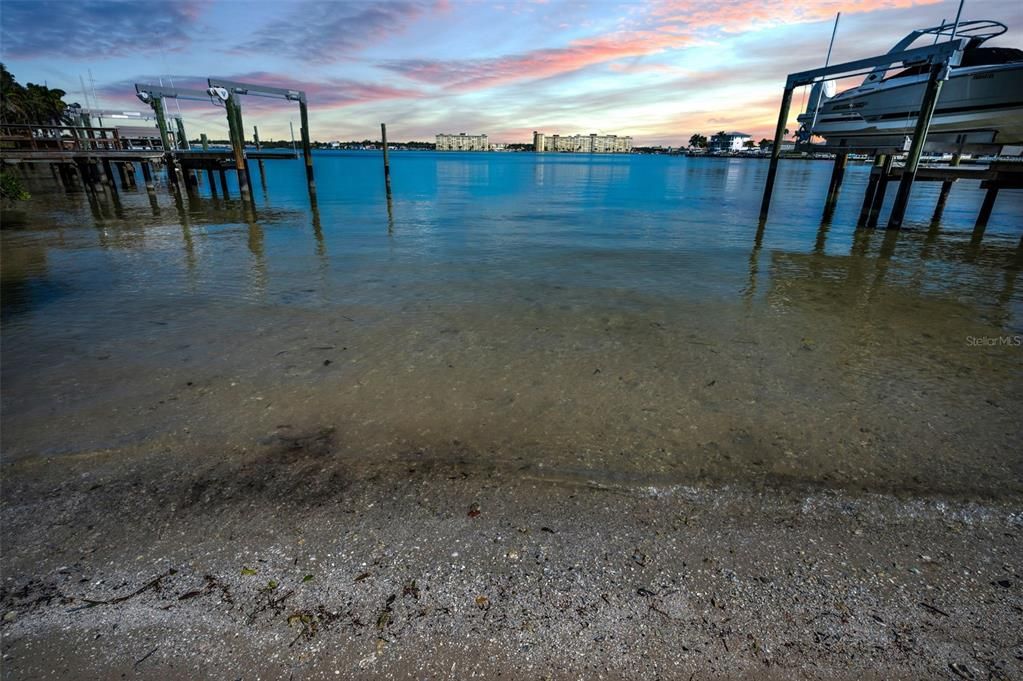 For Sale: $2,250,000 (2 beds, 2 baths, 2281 Square Feet)