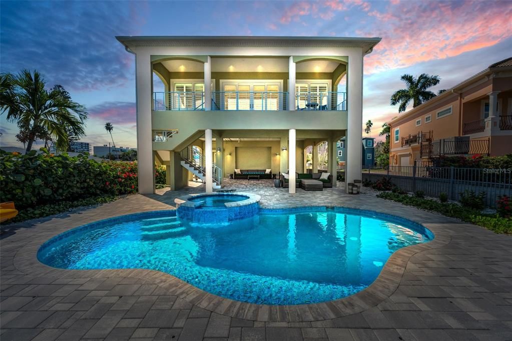 For Sale: $2,250,000 (2 beds, 2 baths, 2281 Square Feet)