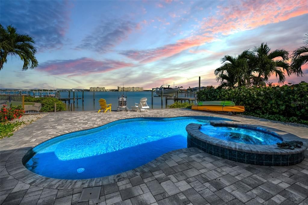 For Sale: $2,250,000 (2 beds, 2 baths, 2281 Square Feet)