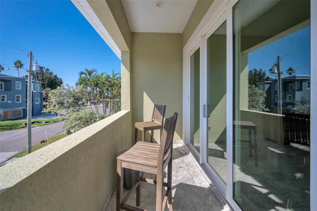 For Sale: $2,250,000 (2 beds, 2 baths, 2281 Square Feet)