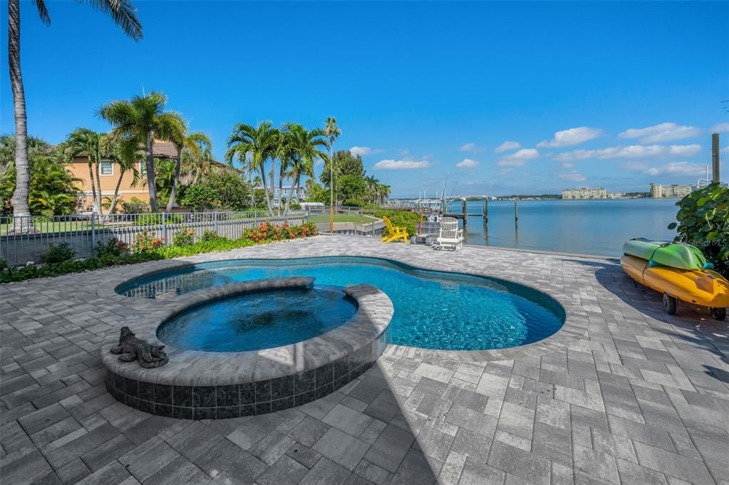 For Sale: $2,250,000 (2 beds, 2 baths, 2281 Square Feet)