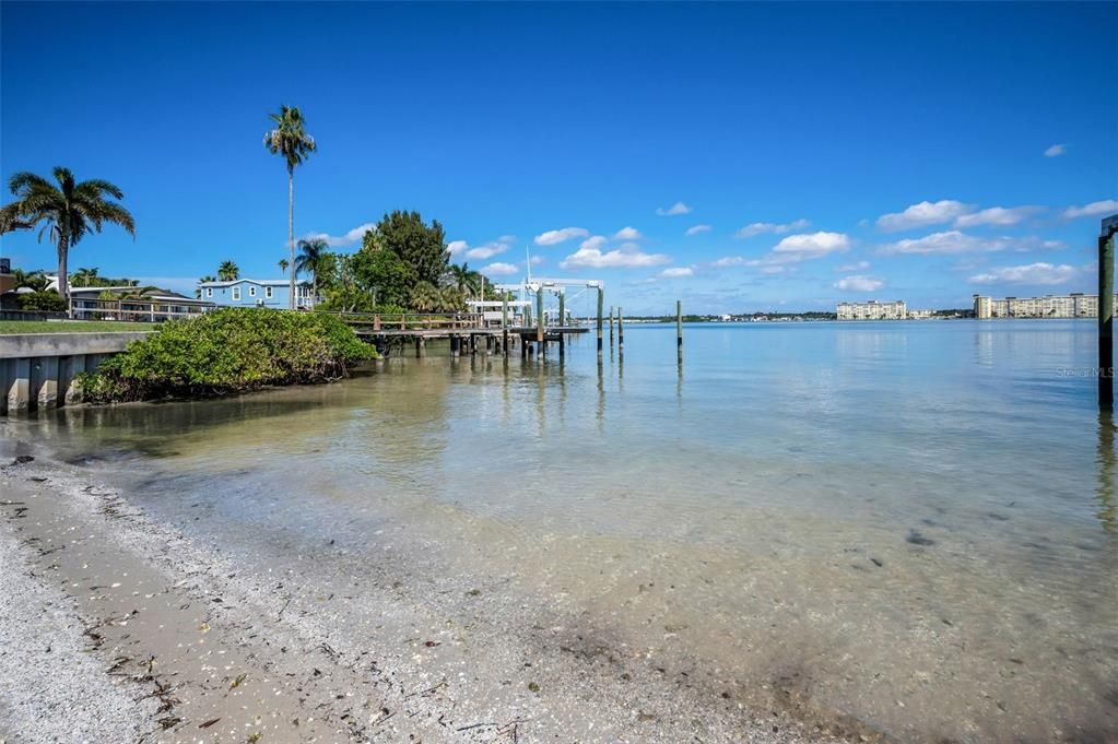 For Sale: $2,250,000 (2 beds, 2 baths, 2281 Square Feet)