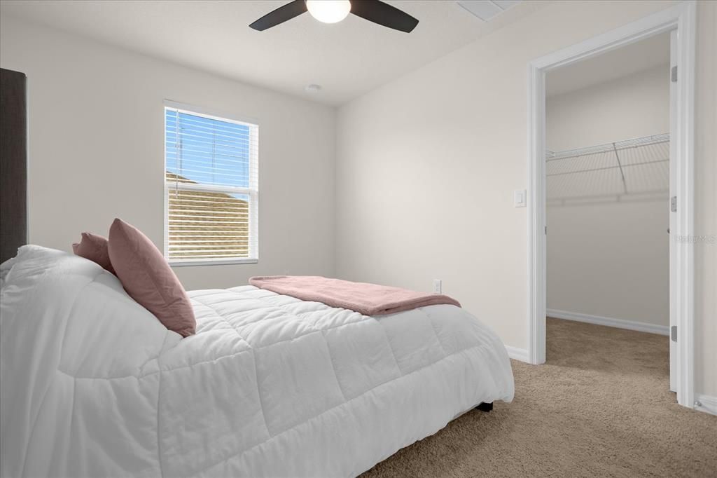 合同活跃: $3,200 (4 贝兹, 2 浴室, 2391 平方英尺)