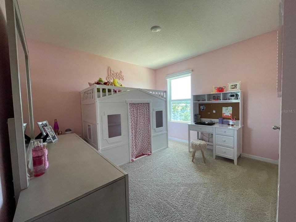 For Rent: $3,250 (5 beds, 3 baths, 2626 Square Feet)