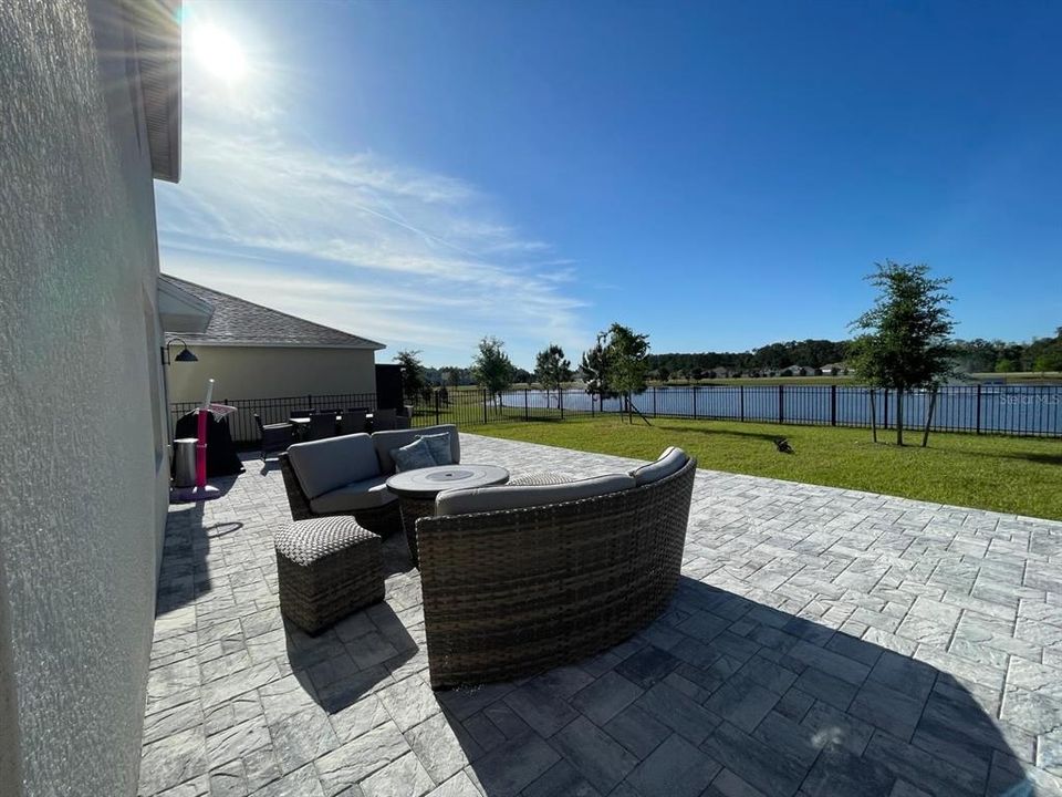 For Rent: $3,250 (5 beds, 3 baths, 2626 Square Feet)