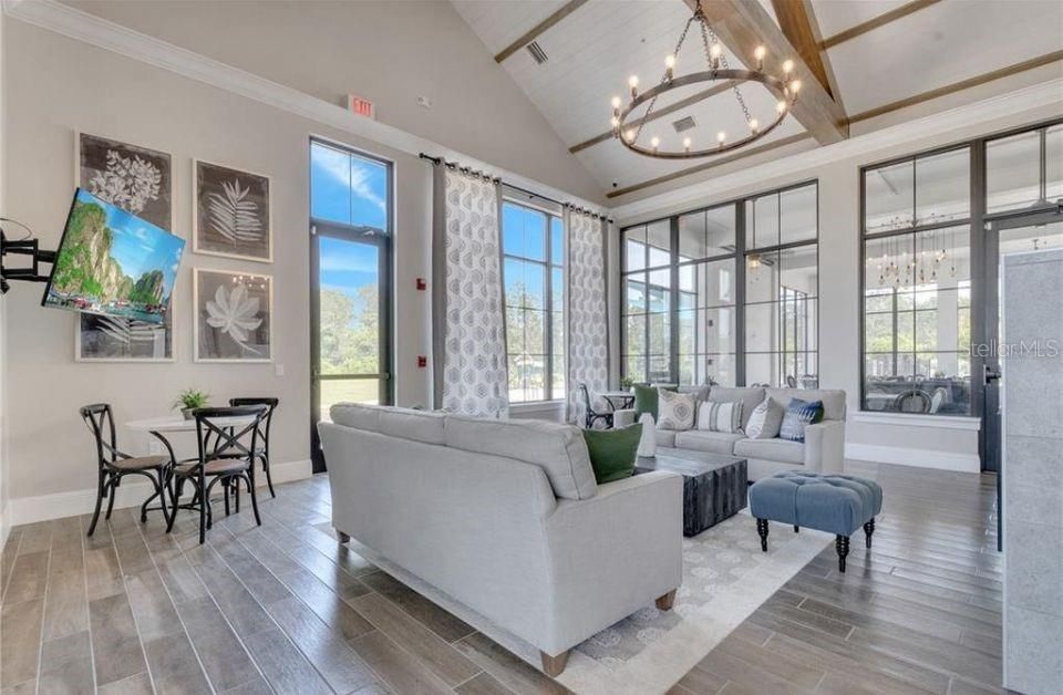 For Rent: $3,250 (5 beds, 3 baths, 2626 Square Feet)