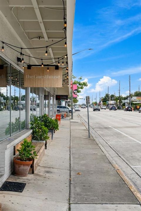 En Venta: $295,000 (0.15 acres)