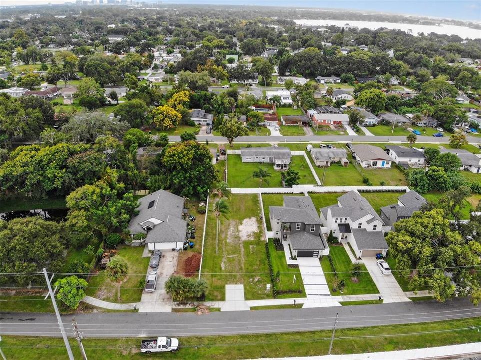 En Venta: $295,000 (0.15 acres)