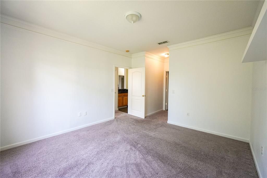 出租: $1,700 (2 贝兹, 2 浴室, 1088 平方英尺)