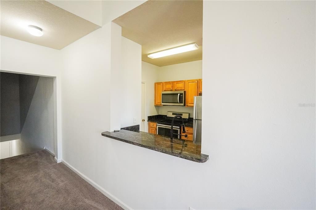 出租: $1,700 (2 贝兹, 2 浴室, 1088 平方英尺)