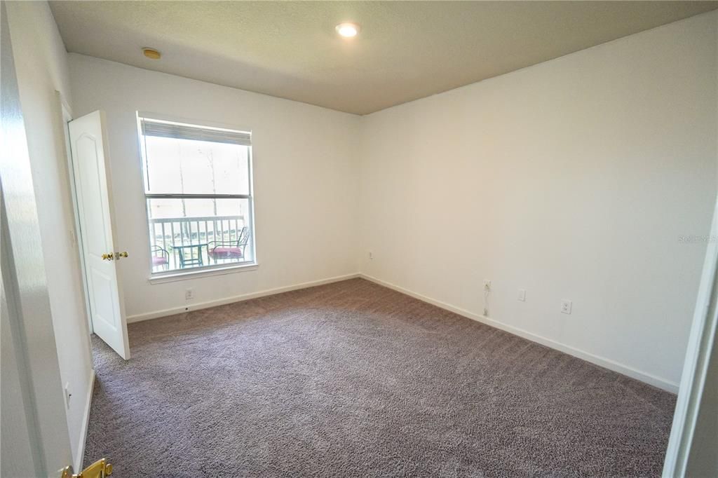 出租: $1,700 (2 贝兹, 2 浴室, 1088 平方英尺)