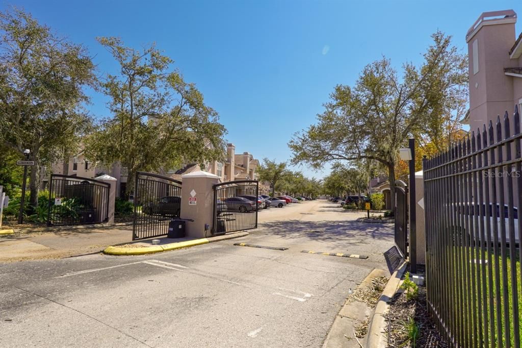 出租: $1,700 (2 贝兹, 2 浴室, 1088 平方英尺)