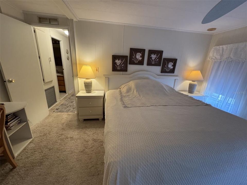 待售: $145,000 (2 贝兹, 2 浴室, 960 平方英尺)