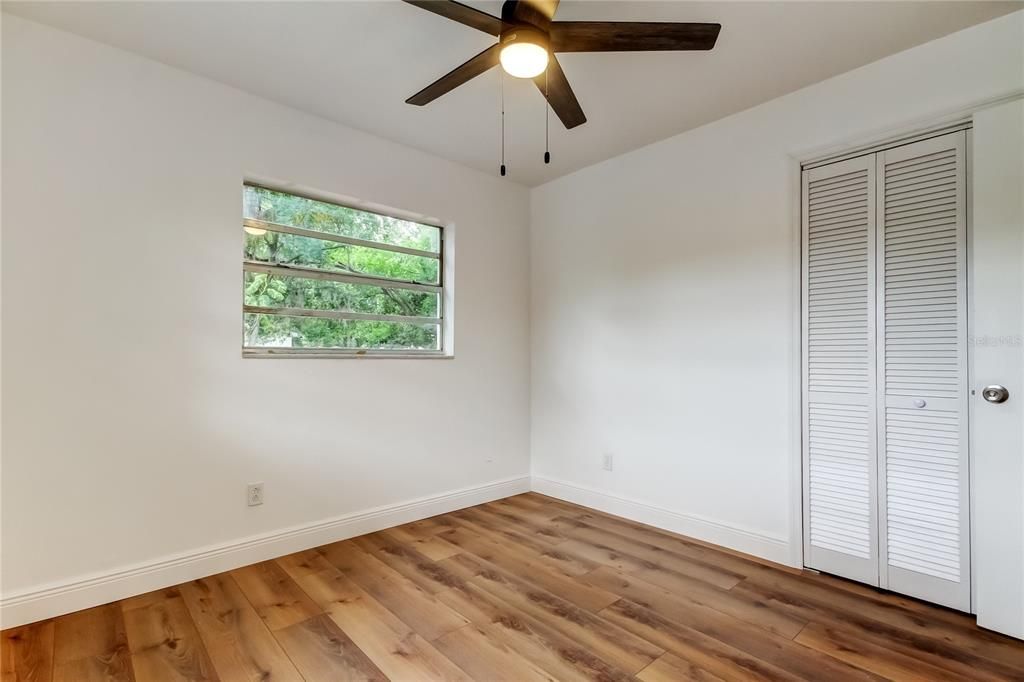 Activo con contrato: $299,000 (4 camas, 2 baños, 1178 Pies cuadrados)