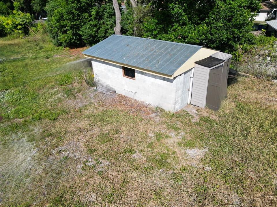 На продажу: $185,000 (0.78 acres)