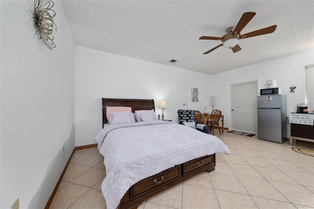 En Venta: $750,000 (4 camas, 3 baños, 3268 Pies cuadrados)