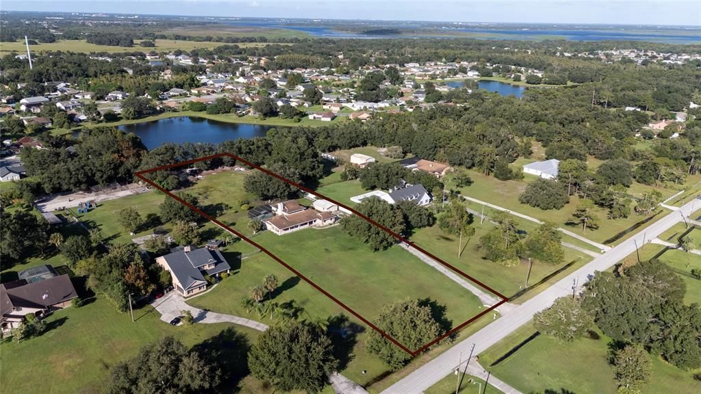 En Venta: $750,000 (4 camas, 3 baños, 3268 Pies cuadrados)