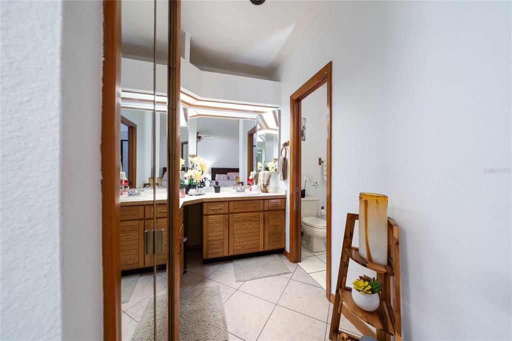 En Venta: $750,000 (4 camas, 3 baños, 3268 Pies cuadrados)