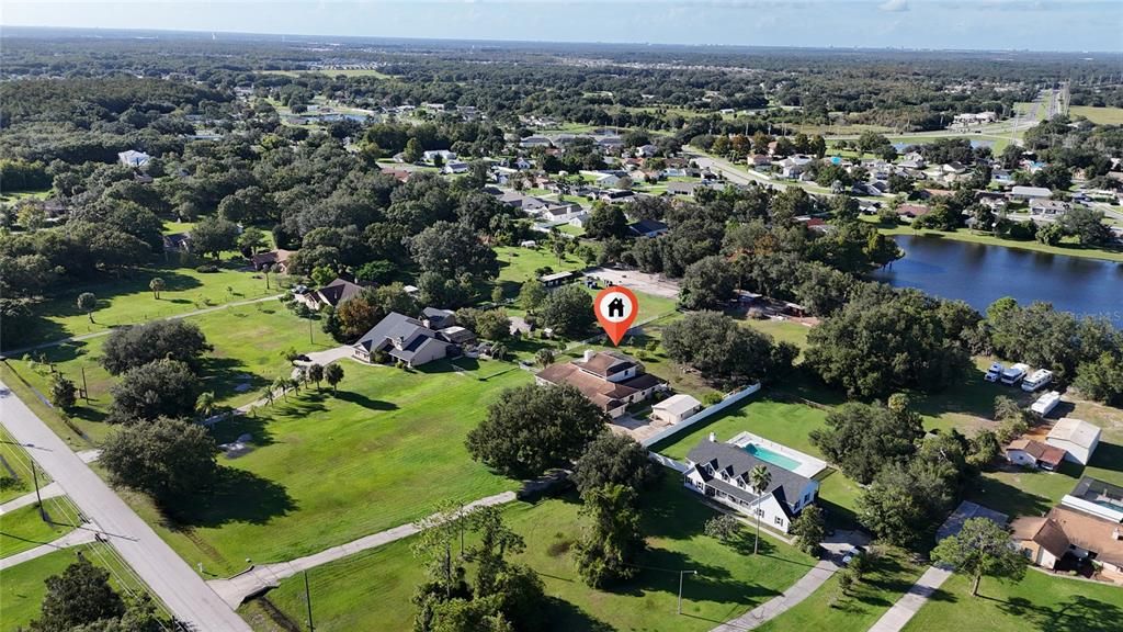 En Venta: $750,000 (4 camas, 3 baños, 3268 Pies cuadrados)