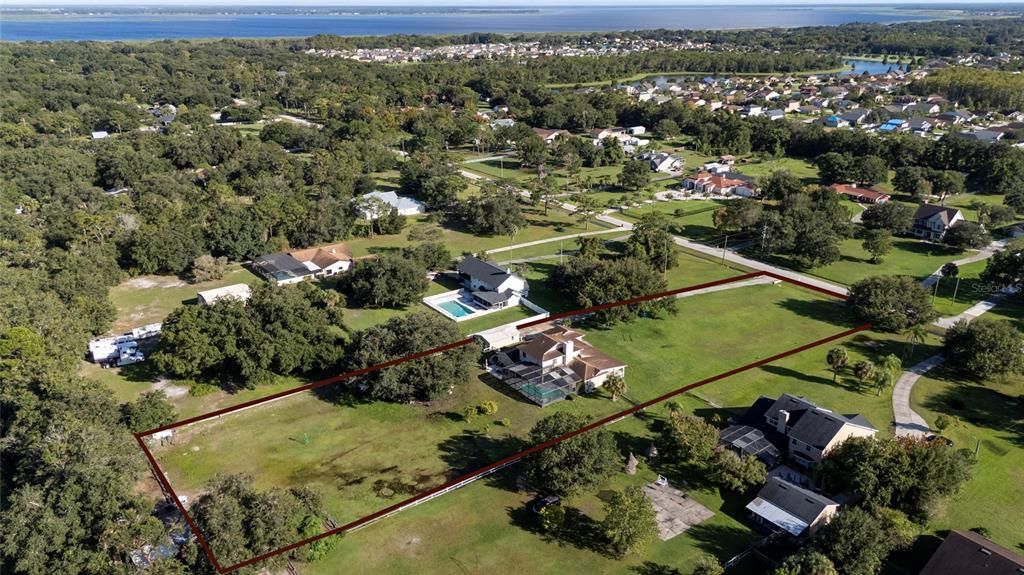 En Venta: $750,000 (4 camas, 3 baños, 3268 Pies cuadrados)