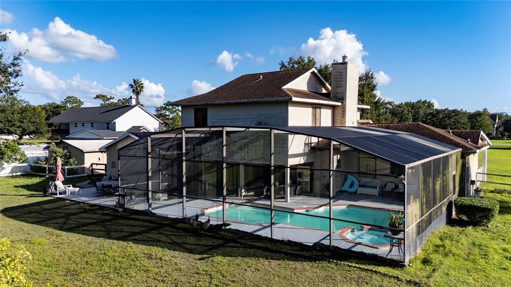 En Venta: $750,000 (4 camas, 3 baños, 3268 Pies cuadrados)