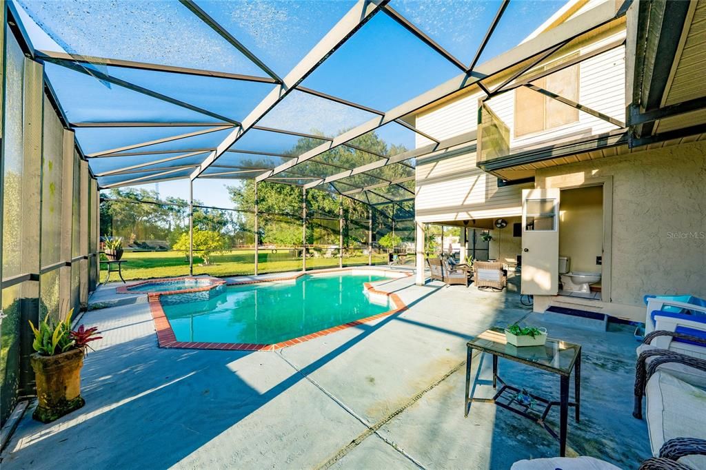 En Venta: $750,000 (4 camas, 3 baños, 3268 Pies cuadrados)