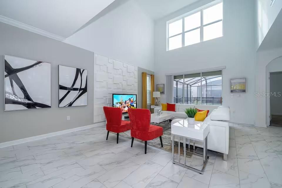 待售: $720,000 (5 贝兹, 5 浴室, 2996 平方英尺)