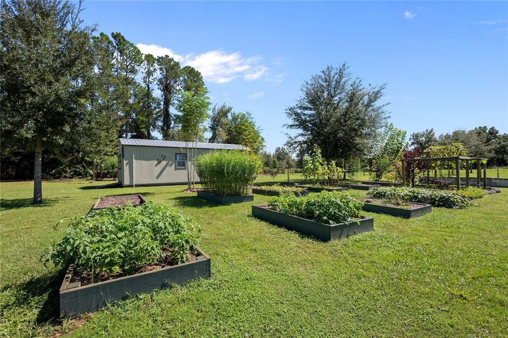 For Sale: $549,000 (4 beds, 2 baths, 2220 Square Feet)