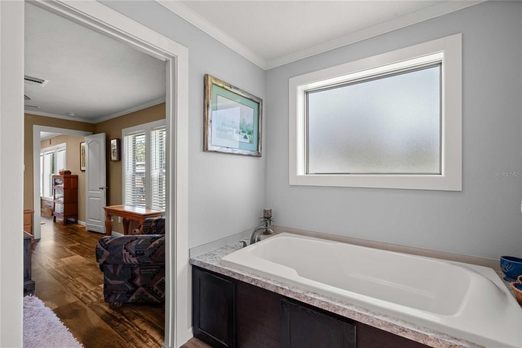 For Sale: $549,000 (4 beds, 2 baths, 2220 Square Feet)