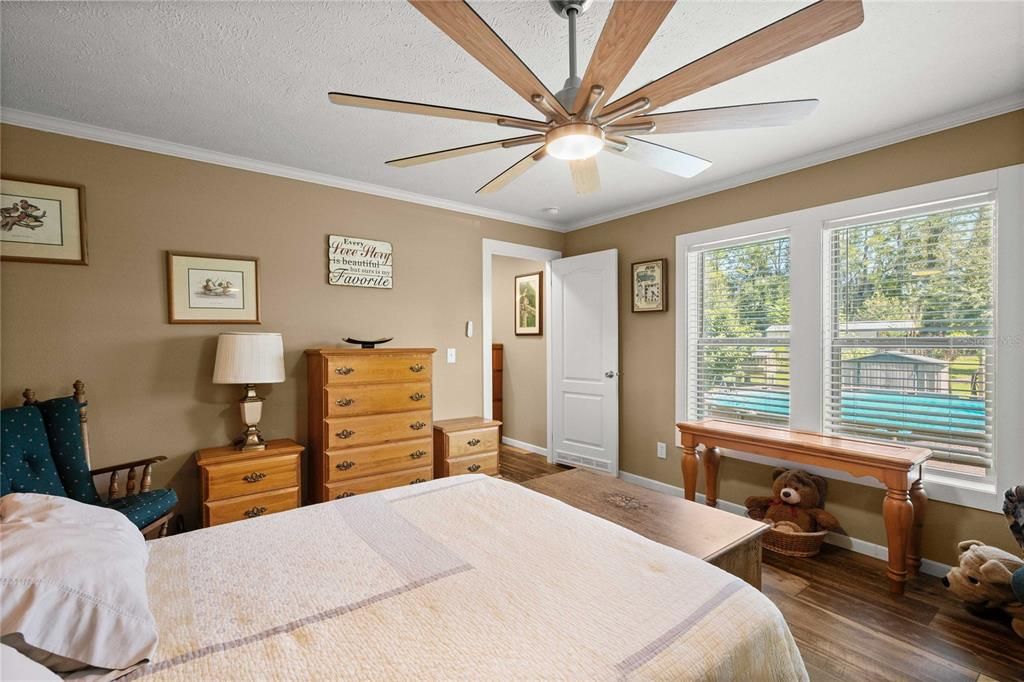 For Sale: $549,000 (4 beds, 2 baths, 2220 Square Feet)