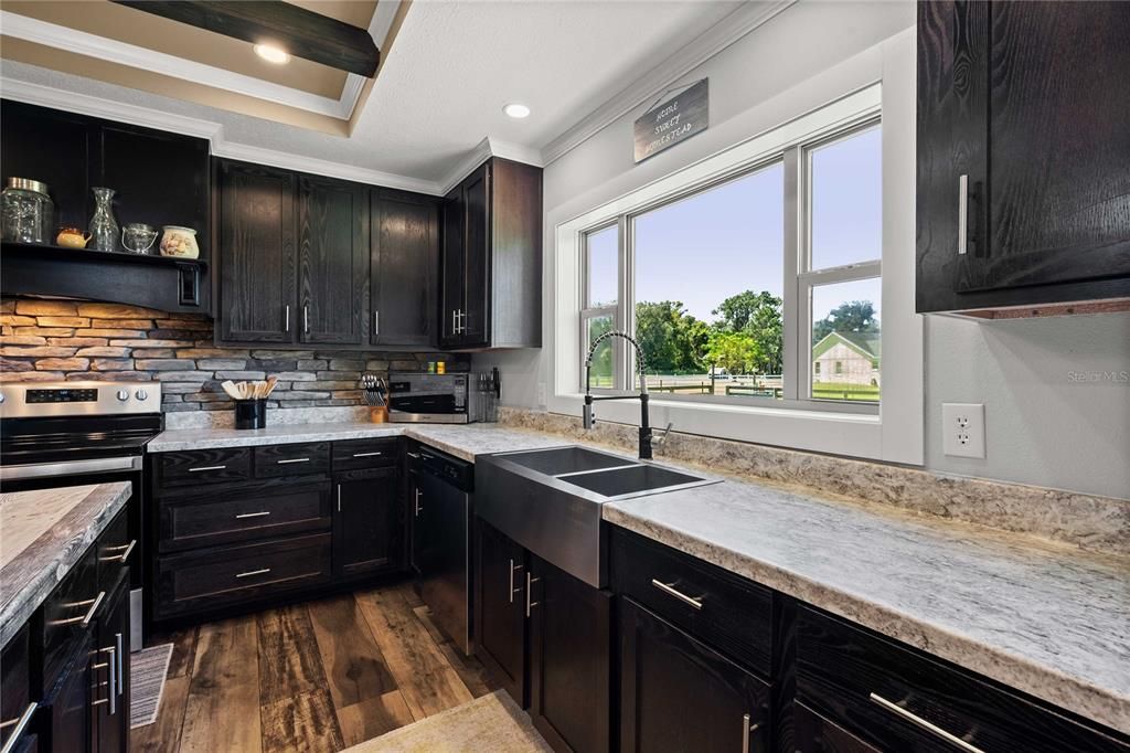 For Sale: $549,000 (4 beds, 2 baths, 2220 Square Feet)