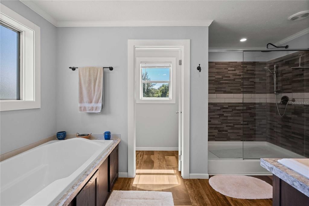 For Sale: $549,000 (4 beds, 2 baths, 2220 Square Feet)