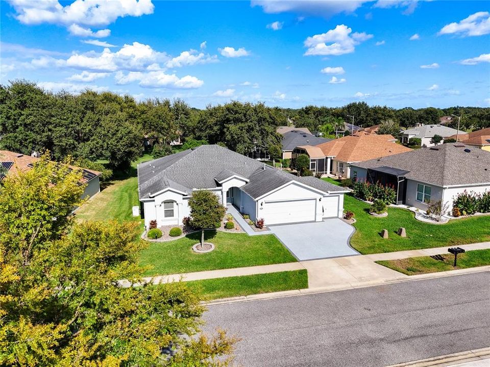 For Sale: $485,000 (4 beds, 2 baths, 2318 Square Feet)