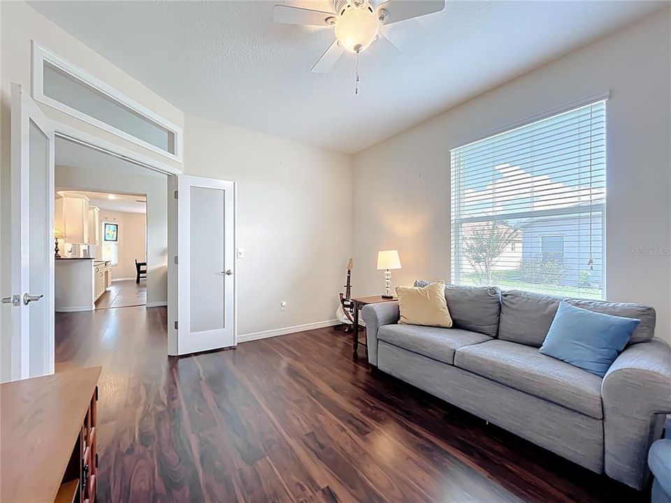 For Sale: $485,000 (4 beds, 2 baths, 2318 Square Feet)