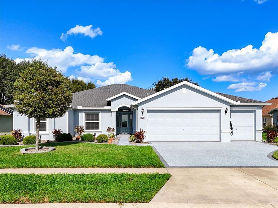 For Sale: $485,000 (4 beds, 2 baths, 2318 Square Feet)