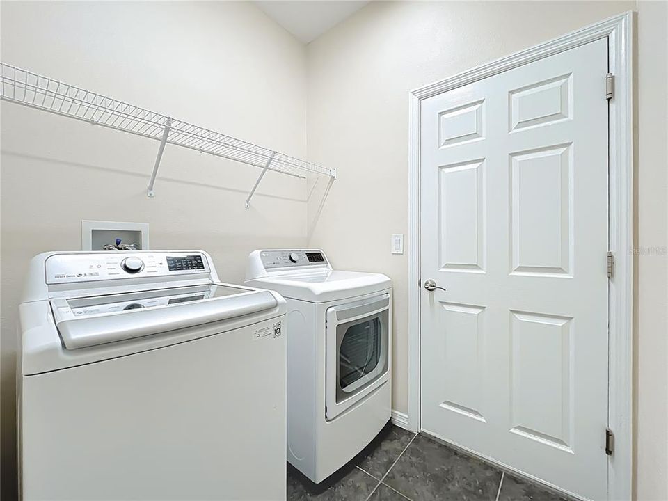 For Sale: $485,000 (4 beds, 2 baths, 2318 Square Feet)