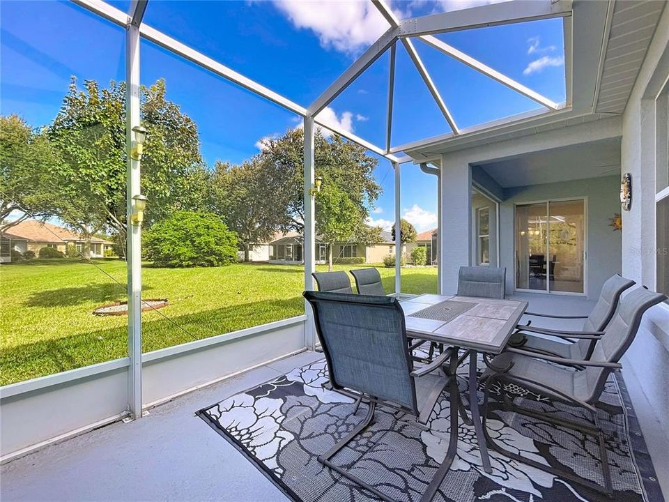 For Sale: $485,000 (4 beds, 2 baths, 2318 Square Feet)