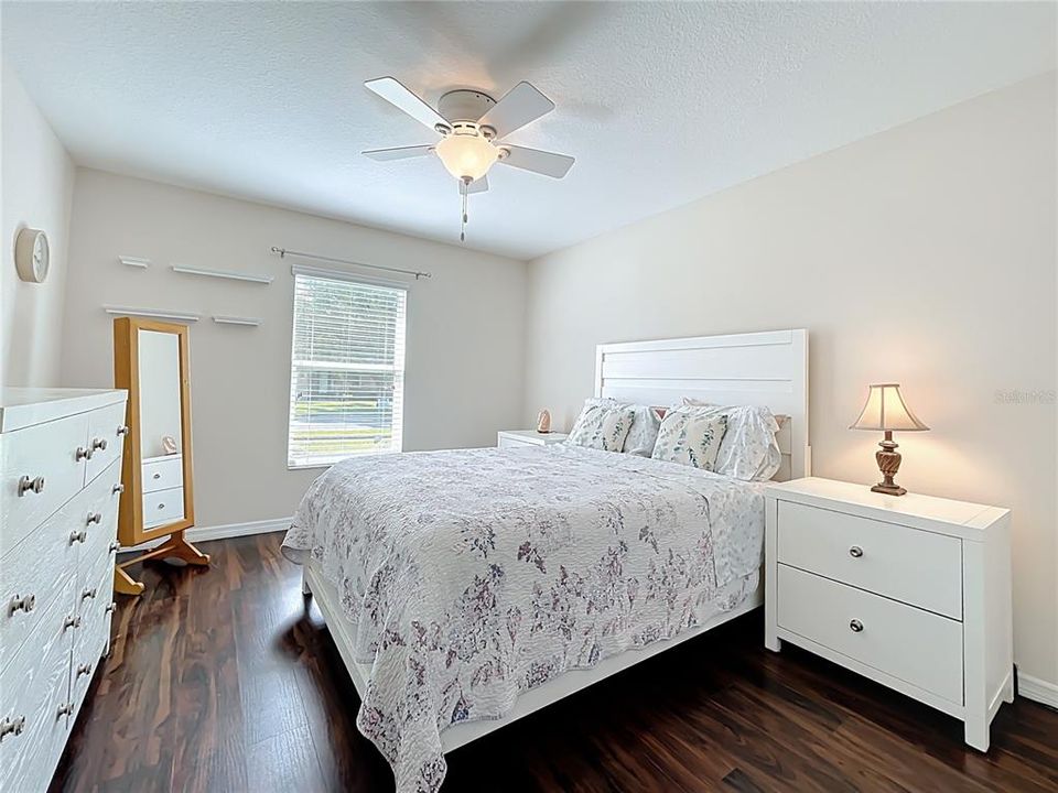 For Sale: $485,000 (4 beds, 2 baths, 2318 Square Feet)