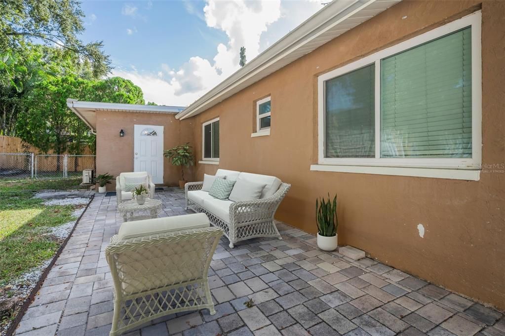 For Sale: $449,900 (3 beds, 2 baths, 1694 Square Feet)