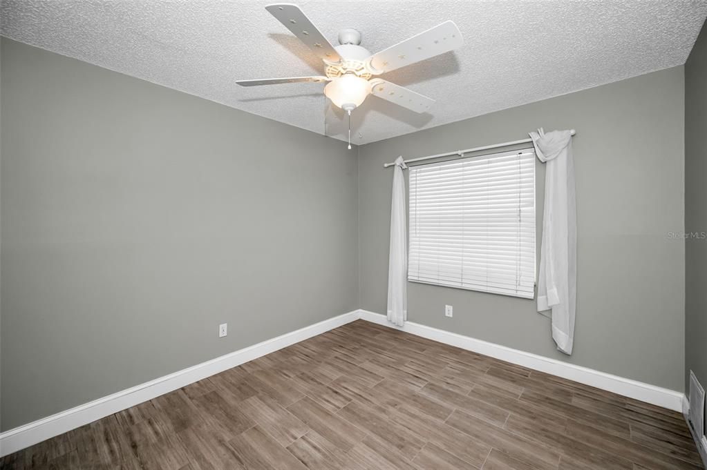 For Sale: $449,900 (3 beds, 2 baths, 1694 Square Feet)